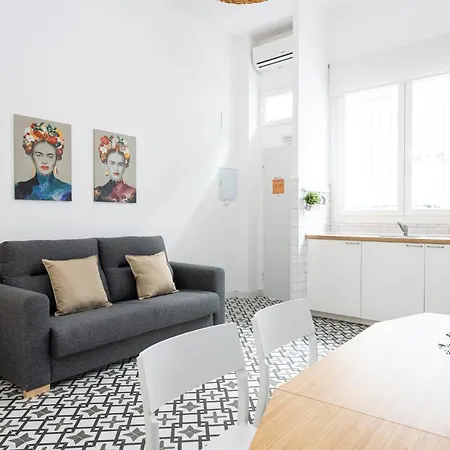 Holidays2Malaga Picasuss Loft New Built Close Huelin Beach And Promenade Extérieur photo